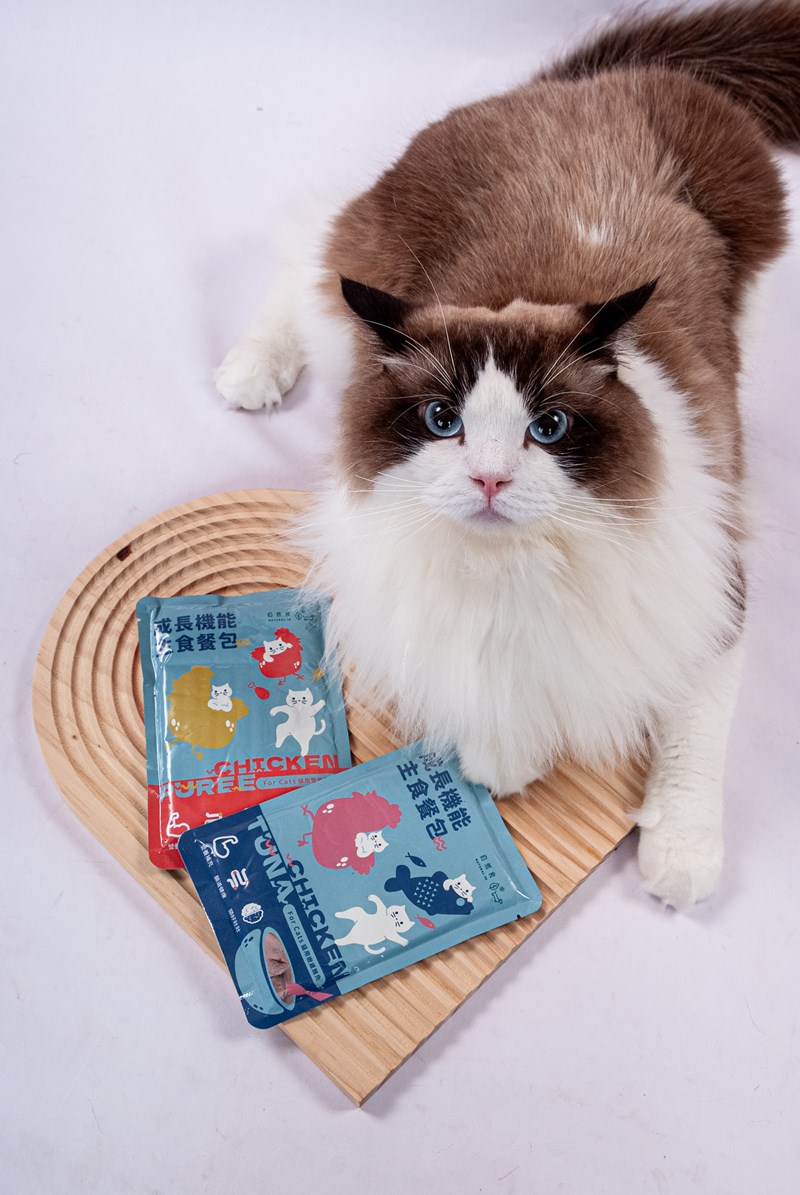 女人知己試用大隊,口碑行銷,部落客行銷,自然食 成長機能主食餐包,自然食,成長機能狗狗主食餐包,成長機能貓咪主食餐包,滿足毛孩最單純的幸福,人食等級食材,開封即食,綿密的肉泥狀質地,好吸收,無膠類,無色素,無防腐劑的添,維持腸道健康,添加DHA/靈芝多醣體,使用高優質蛋白,適口性佳,狗狗口味,犬用營養火雞,犬用嫩雞牛肉,貓咪口味,貓用營養嫩雞,貓用嫩雞鮪魚